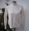 Vintervit Finstickad Tröja Med Polokrage Turtleneck