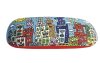 Hårt Glasögonfodral med putsduk. James Rizzi -Summer In The City