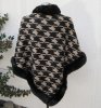 Svart / Beige Hundtandsmönstrad Poncho Med Pälskant