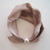 Beige Scarf Med Magnet