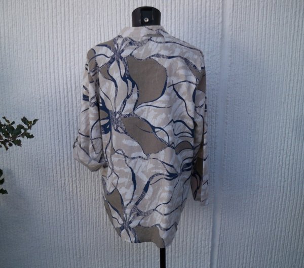 Beige Mönstrad Linneblus Med Lång Ärm. Puro Lino