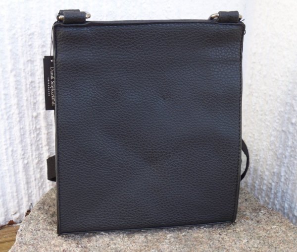 Svart Messenger Axelremsväska Bags by Dansk