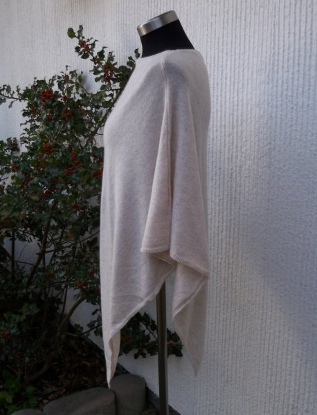 Beige Poncho Ull-Kashmir Mix
