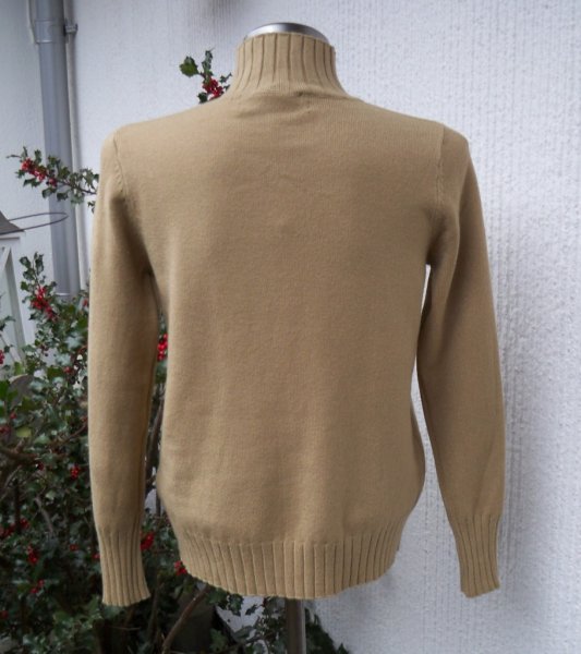 Kamelbeige Finstickad Tröja Med Polokrage Turtleneck