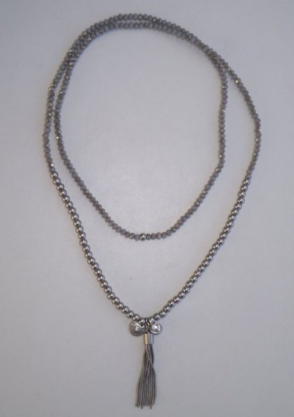 Elastiskt Långt Halsband/armband Grå Glaspärlor Thira Rhodium