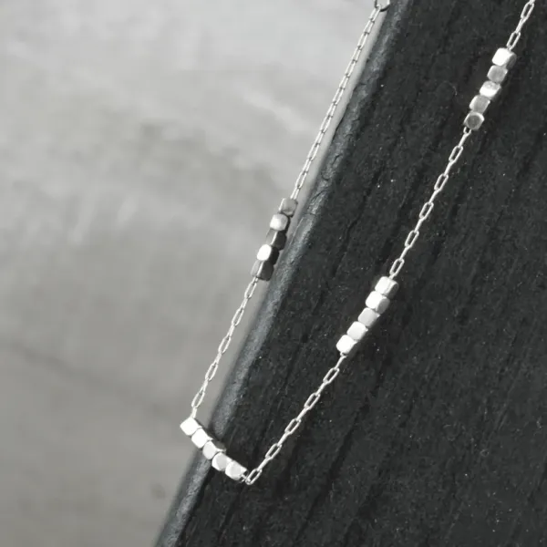 Stålhalsband Mini Kuber