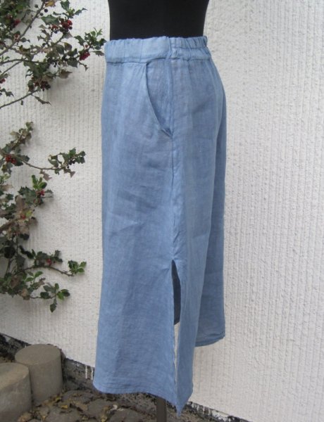 Jeansblå Vadlång Linnekjol Slits Och Fickor