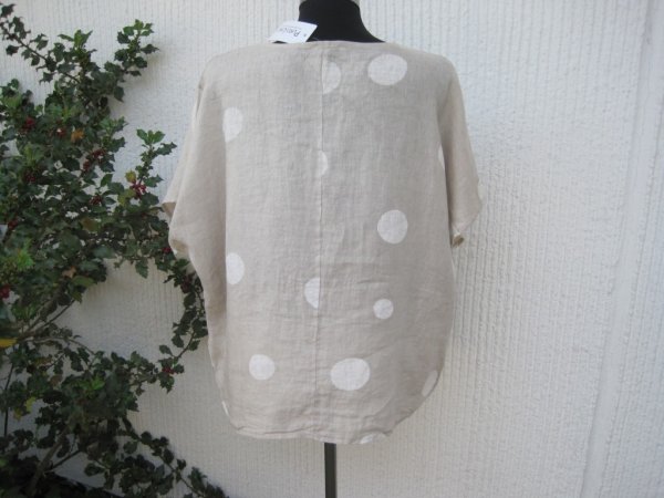 Beige linneblus med stora prickar och kort ärm Puro Lino