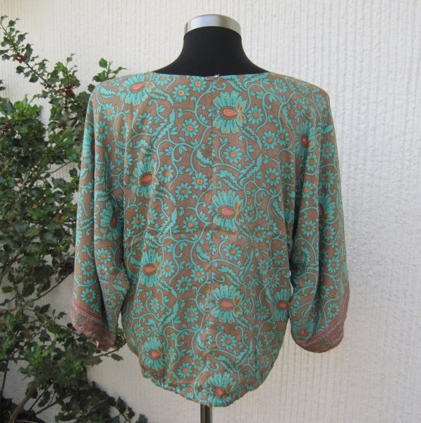 Mönstrad Tunn Kort Vändbar Jacka Med Kimonoärmar Paisley Blommig