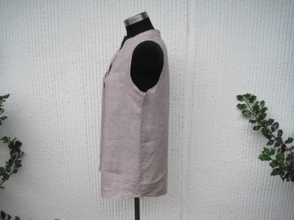 Gråbeige Taupe Ärmlös Linneblus. Made in Italy