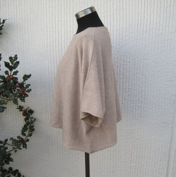 Mullvadsbeige Kort Ponchotröja Med Halvlång Ärm