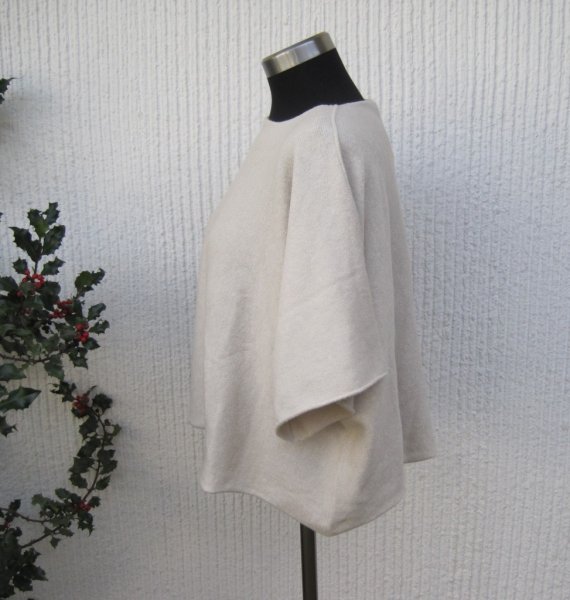 Beige Kort Ponchotröja Med Halvlång Ärm